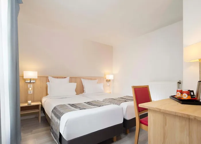 Hotel Le Compostelle Parigi